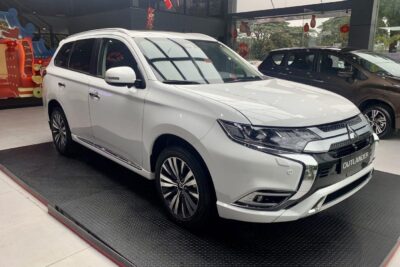 Mitsubishi Xpander - Tự lái