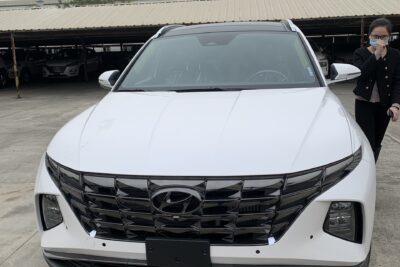 Hyundai Tucson - Tự Lái