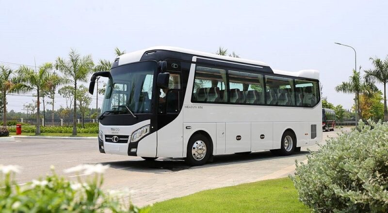 Thuê xe hãng Thaco 29 chỗ – 45 chỗ đời mới