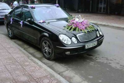 Cho thuê xe cưới Mercedes E240
