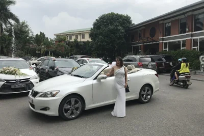 Lexus is250c Mui Trần