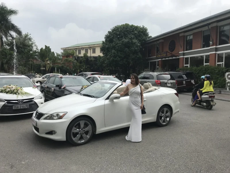 Lexus is250c Mui Trần
