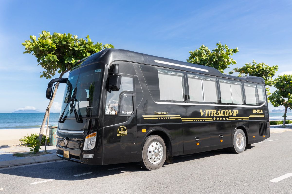 Cho thuê xe Limousine 16 chỗ tại Đà Nẵng - Vitraco