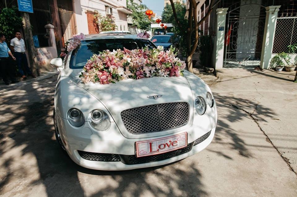 Cho thuê xe cưới tại Hà Nội