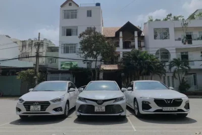 TOYOTA - CAMRY